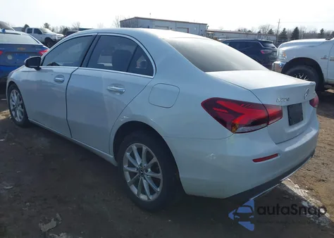 2020 Mercedes-Benz A 220 4Matic из США, поврежденный, VIN WDD3G4FB6LW040079